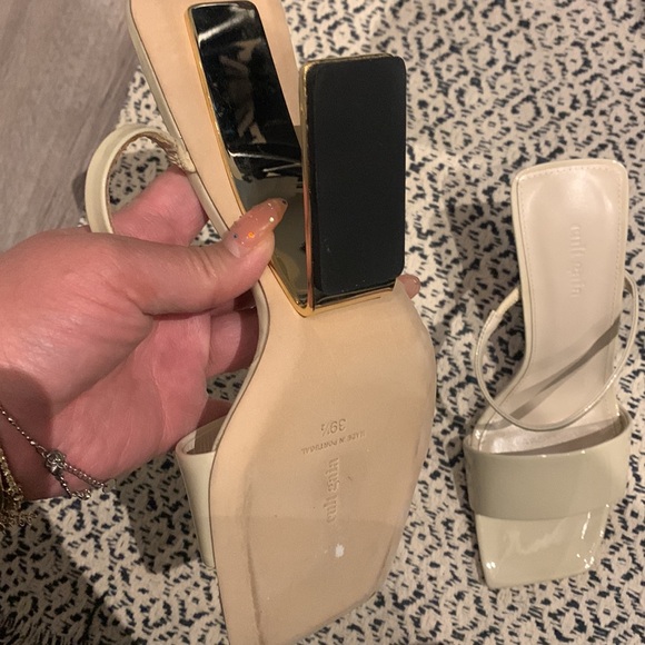 ***SOLD*** Cult Gaia - Rene Ivory Sandals - Picture 6 of 8